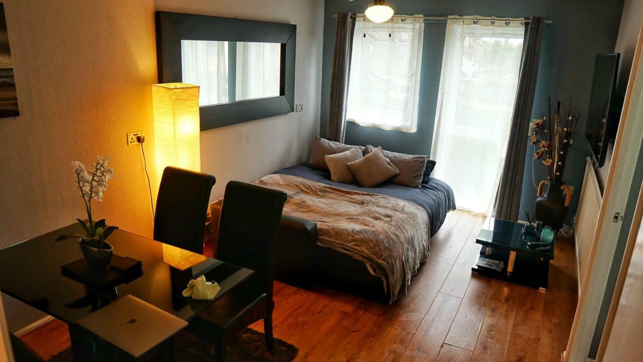 North London Apartment - Edmonton Eksteriør billede