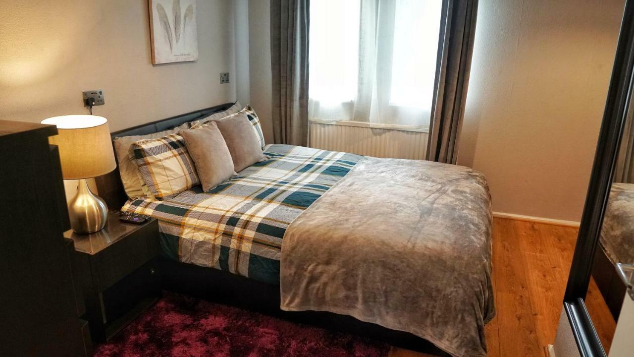North London Apartment - Edmonton Eksteriør billede